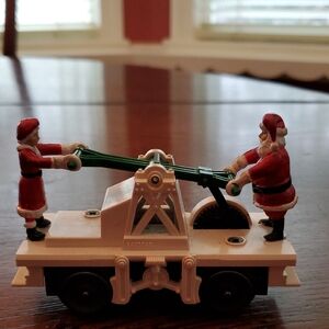 Lionel Train Santa And Mrs. Claus Handcar
